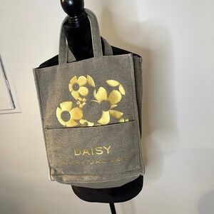 Daisy Marc Jacobs shopping bag preloved